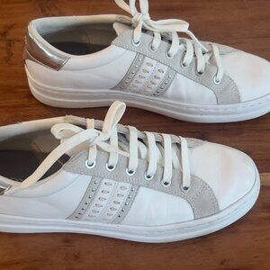 White Leather Pontoise Sneaker italian Geox Size 39